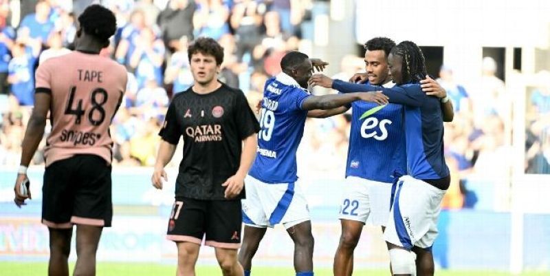 Strasbourg vs PSG đều cho thấy sự quyết tâm